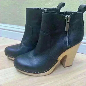 Dolce Vita Ankle Booties Black Zip Boots size 38 💞